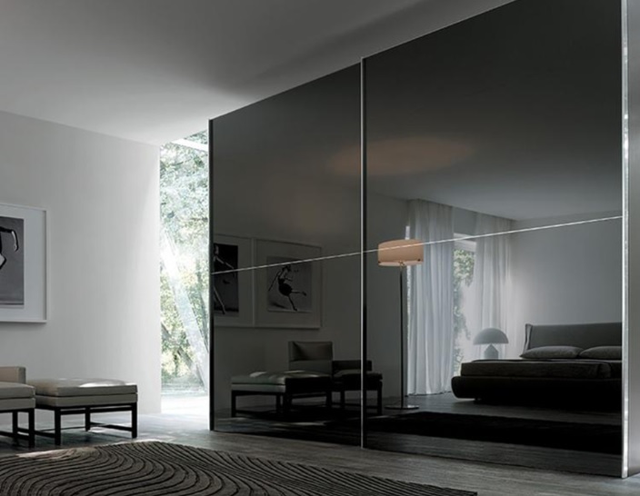 Grey Mirror